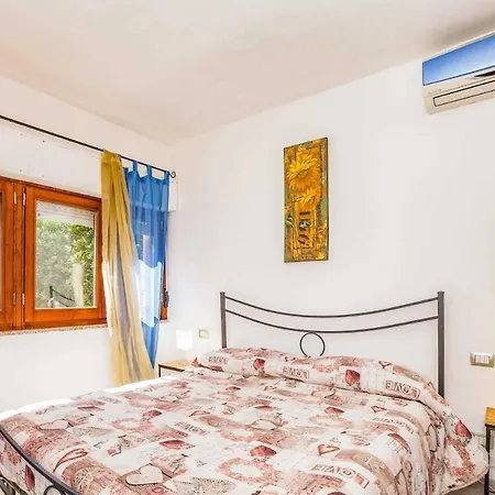 Santa Luria Sleeps 8 Air Con Wifi