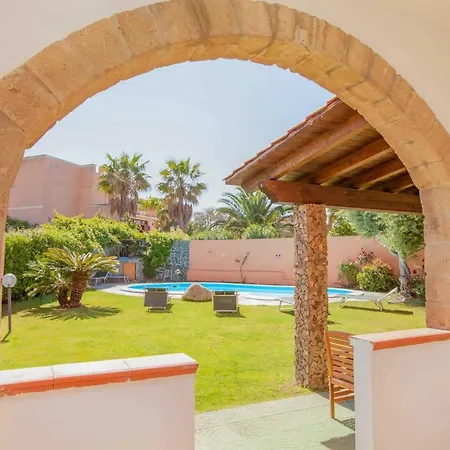 Santa Luria Sleeps 8 Air Con Wifi * Capitana